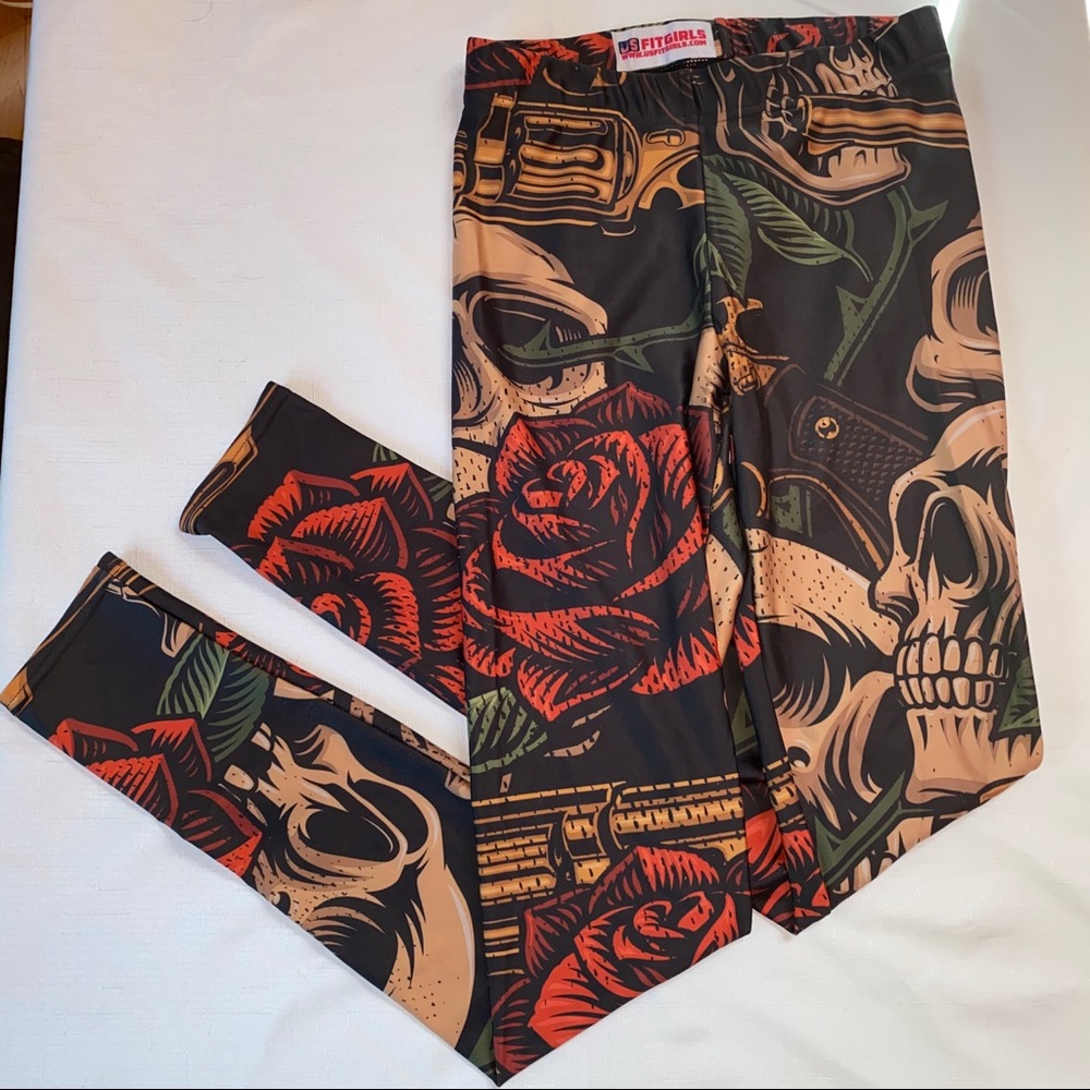 Roses & Skulls leggings